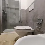 Della Accademia Apartman *