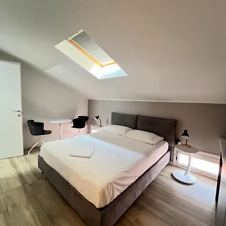 Della Accademia Apartment