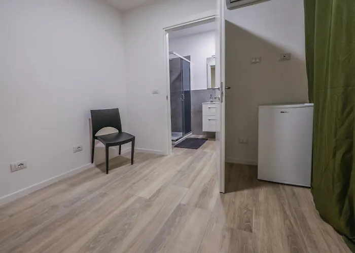 Della Accademia Apartamento *